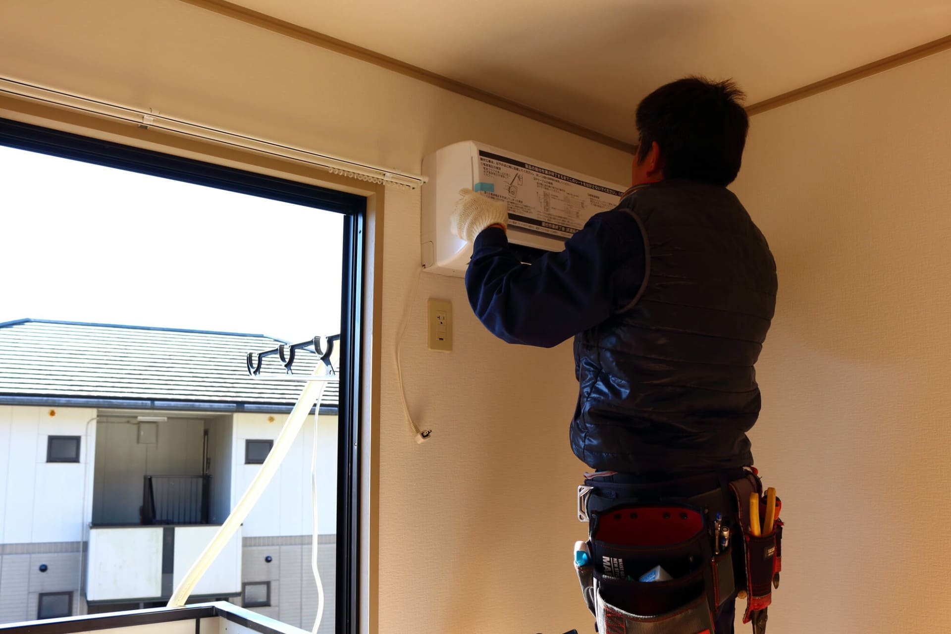 空調工事でエアコン整備 | 茨城県つくば市の住宅設備ならつくばアシストフィックスオール株式会社
